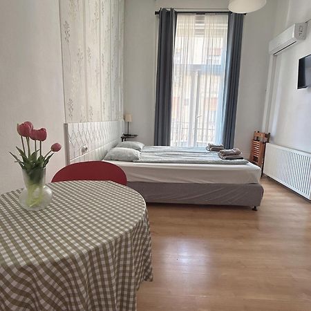11# Sunflower Cozy Apartment Budapešť Exteriér fotografie